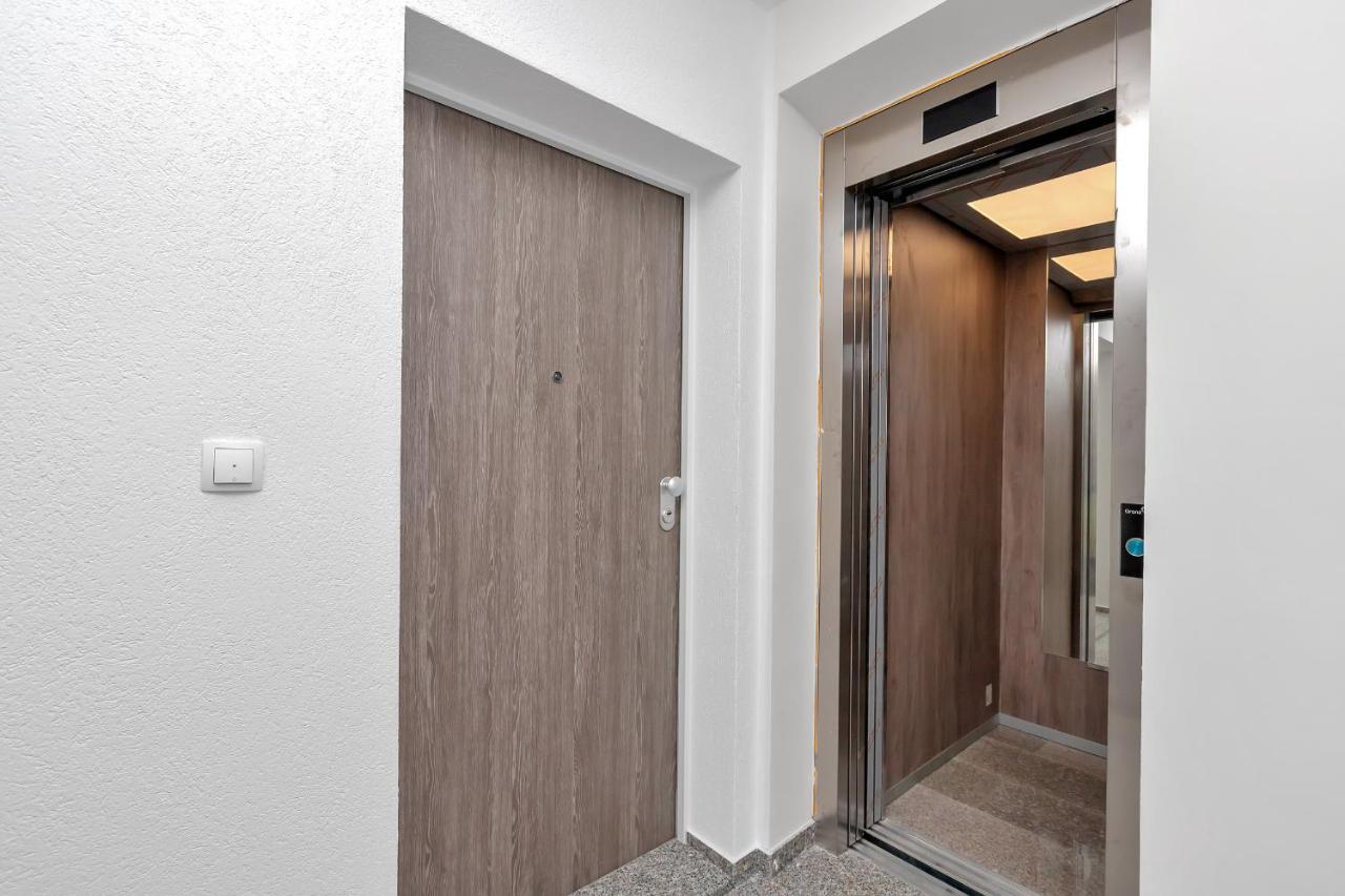 Luxury Apartment Macola Free Beach Parking Makarska Dış mekan fotoğraf