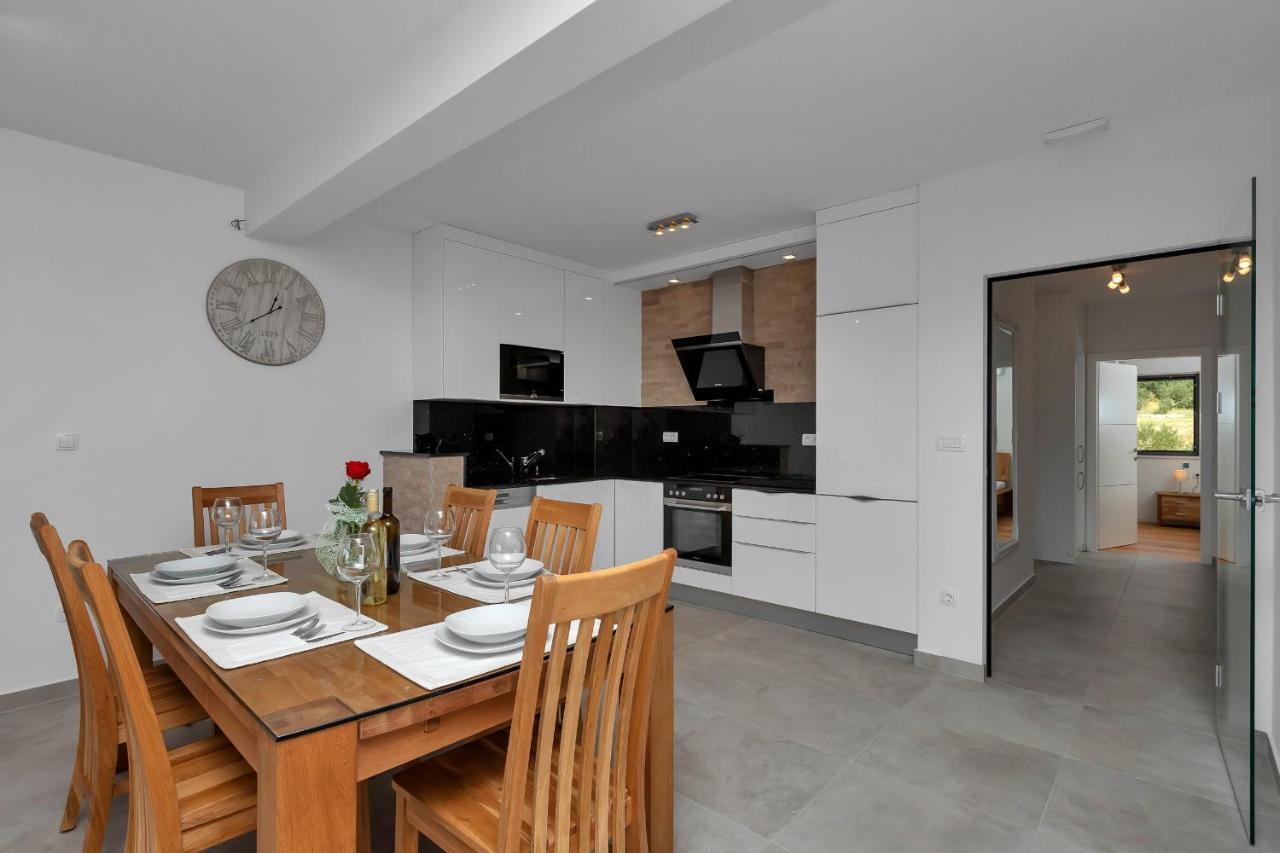 Luxury Apartment Macola Free Beach Parking Makarska Dış mekan fotoğraf